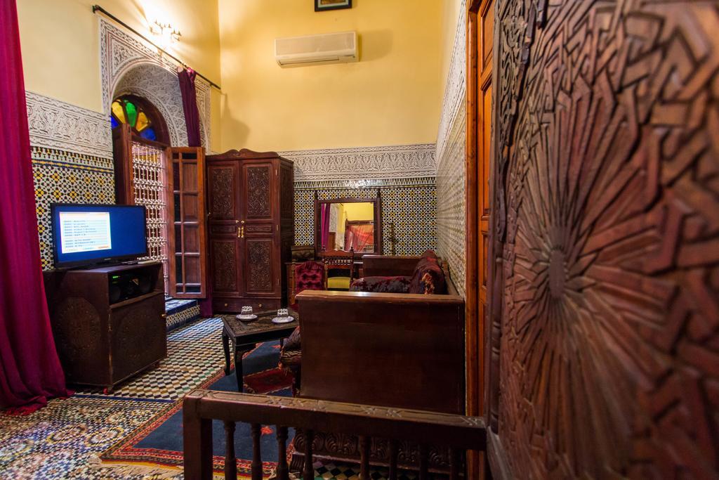 פס Riad Ibn Khaldoun מראה חיצוני תמונה